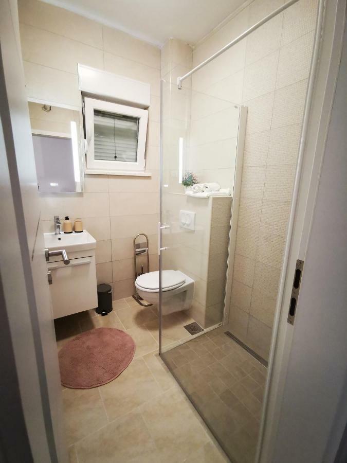 Charming Studio - Apartment Makarska Luaran gambar